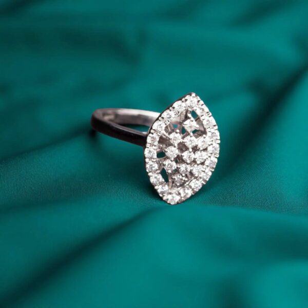 R-560 (3) Pave 0.50 Cts F/VS1 Round Brilliant Cut Diamonds Anniversary Ring 18K White Gold