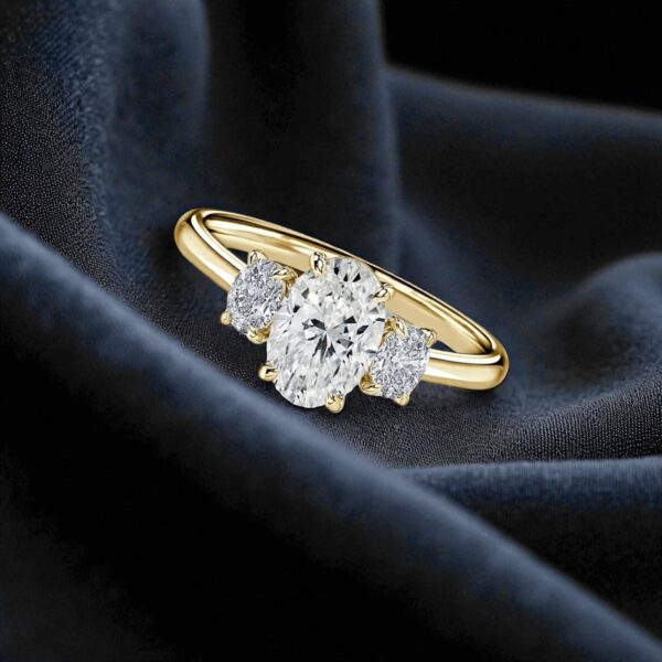 GIA Certified 2.50 Cts Oval Shape F/VS1 Diamonds Trilogy Solitaire Ring 18K Gold