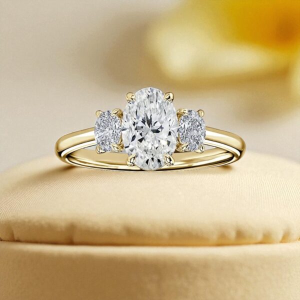 GIA Certified 2.50 Cts Oval Shape F/VS1 Diamonds Trilogy Solitaire Ring 18K Gold
