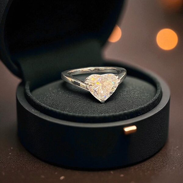 GIA Certified 3 Cts F/VS1 Heart Shape Natural Diamond Engagement Ring 18K Gold