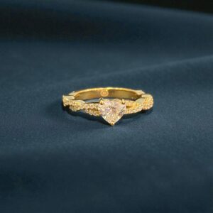 R-567 (22) 1.05 Cts GIA Certified Heart Round Shape F/VS1 Diamonds Engagement Ring 18K Gold