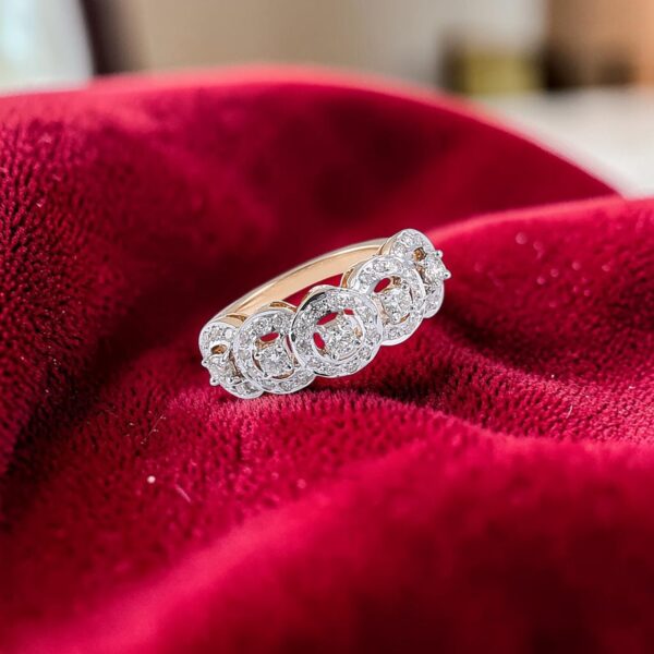 R-576 (5) Pave 0.95 Cts Round Brilliant F/VS1 Diamonds Unisex Band Ring In 14K Yellow Gold