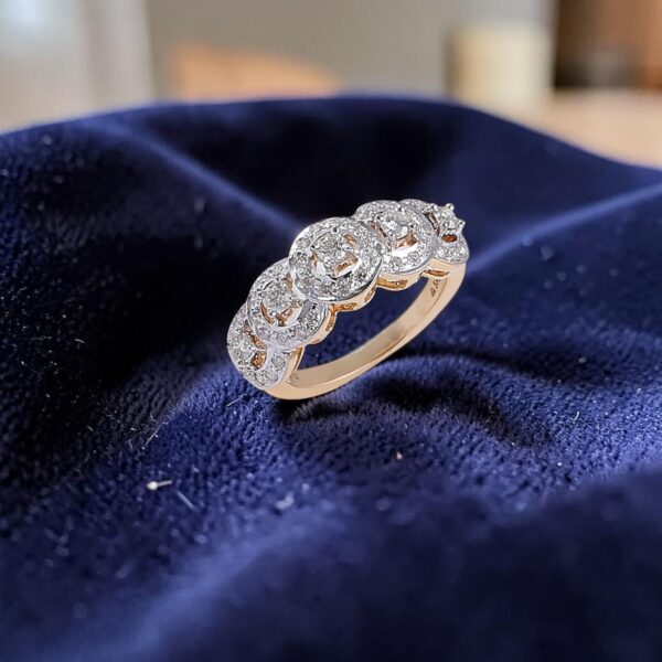 R-576 (7) Pave 0.95 Cts Round Brilliant F/VS1 Diamonds Unisex Band Ring In 14K Yellow Gold