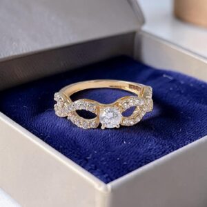 GIA Certified 0.95 Cts Round Brilliant F/VS1 Diamonds Engagement Ring 14K Gold