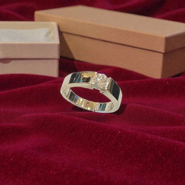 R-593 (13) GIA Certified 0.50 Cts Round Brilliant F/VS1 Diamond Men's Band Ring In 14K Gold
