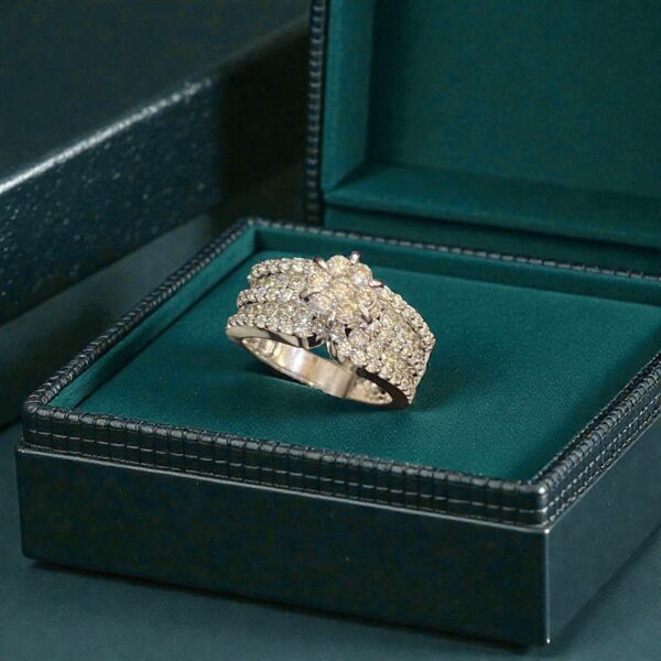 Stunning 1.68 Cts Round Brilliant F/VS1 Diamonds Multi-Row Band Ring In 14K Gold