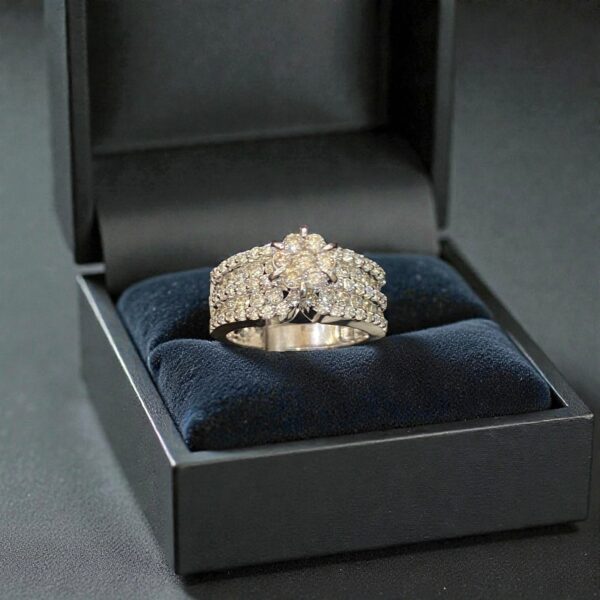 Stunning 1.68 Cts Round Brilliant F/VS1 Diamonds Multi-Row Band Ring In 14K Gold