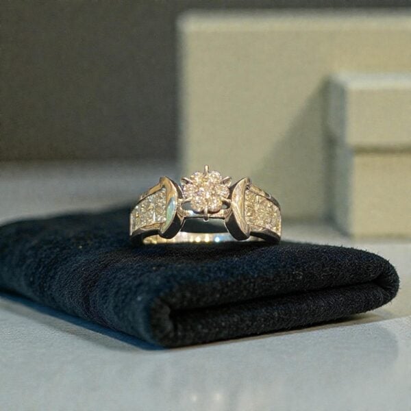 R-598 (20) 1.45 Cts Round Princess Shape F/VS1 Diamonds Engagement Band Ring 14K White Gold