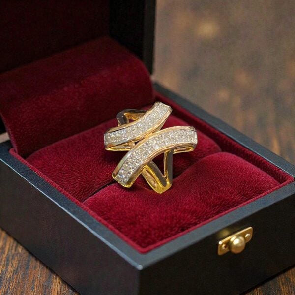 Pave 0.90 Cts Princess Shape F/VS1 Diamonds Invisible Set Two-Row Ring 14K Gold