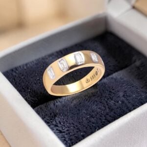 1/2 Cts Baguette Shape F/VS1 Scattered Diamonds Unisex Band Ring 14K Yellow Gold