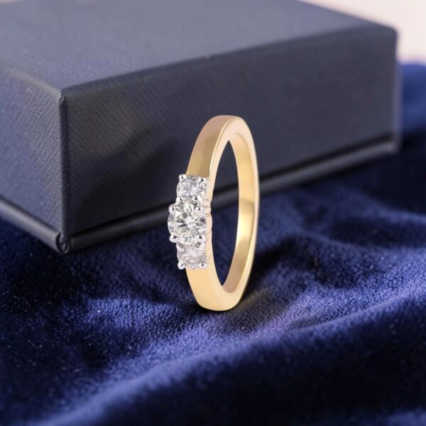 1 Cts GIA Certified Round Brilliant F/VS1 Diamonds Three-Stone Ring In 18K Gold