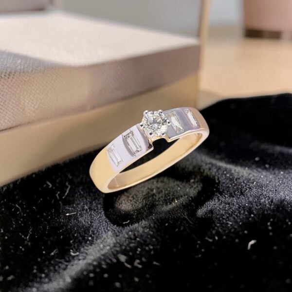 0.90 Cts GIA Certified Round Baguette Shape F/VS1 Diamonds Wedding Ring 14K Gold