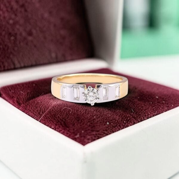 0.90 Cts GIA Certified Round Baguette Shape F/VS1 Diamonds Wedding Ring 14K Gold