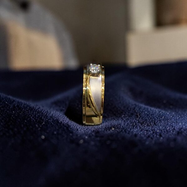 1/4 Cts GIA Certified Round Brilliant F/VS1 Diamond Men’s Band Ring In 14K Gold