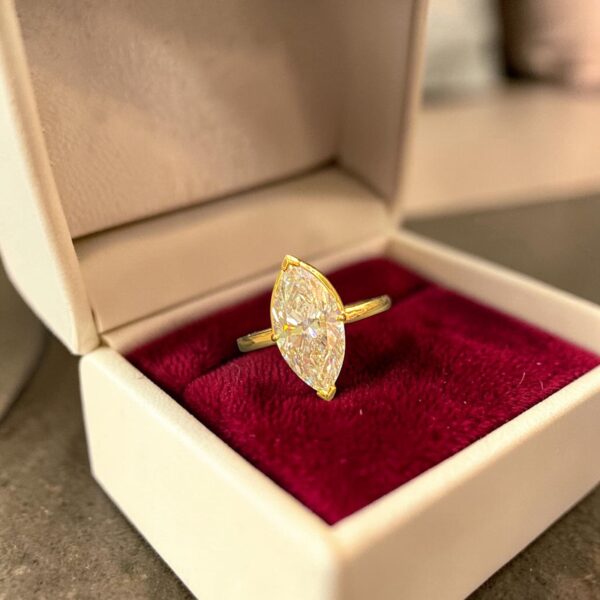 GIA Certified 3 Cts Marquise Shape F/VS1 Diamond Solitaire Ring 18K Yellow Gold