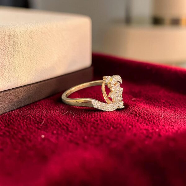 0.56 Cts Round Brilliant F/VS1 Diamonds Floral Engagement Ring In 14K Rose Gold