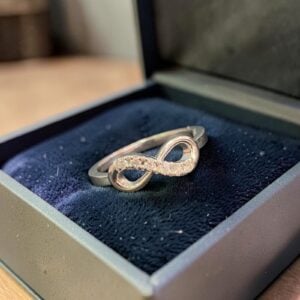 Pave 0.15 Cts Round Brilliant F/VS1 Diamonds Infinity Wedding Band Ring 14K Gold