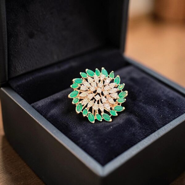 Classy 0.40 Cts Round Brilliant F/VS1 Diamonds Emerald Cocktail Ring In 14K Gold