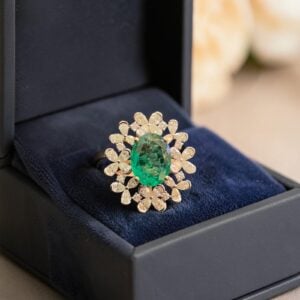 R-655 (21) Stunning 2.41 Cts Pear Round Shape F/VS1 Diamonds Emerald Cocktail Ring 14K Gold