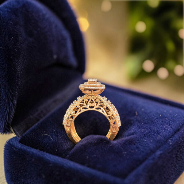 Exquisite 1.10 Ct Round Brilliant F/VS1 Diamonds Cluster Halo Ring 14K Rose Gold