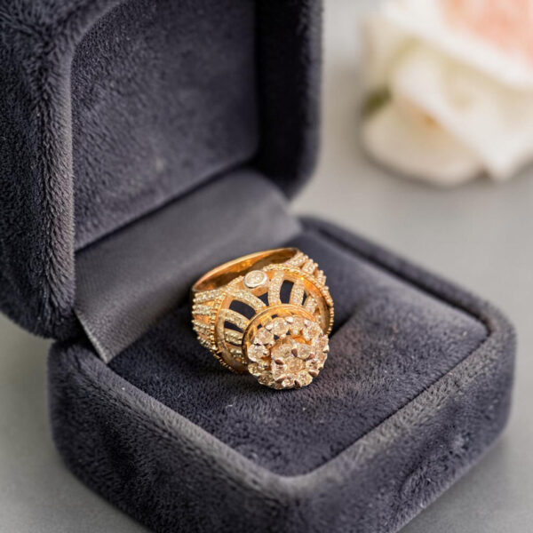 2.38 Cts Round Brilliant F/VS1 Diamonds Cluster Engagement Ring In 14K Rose Gold