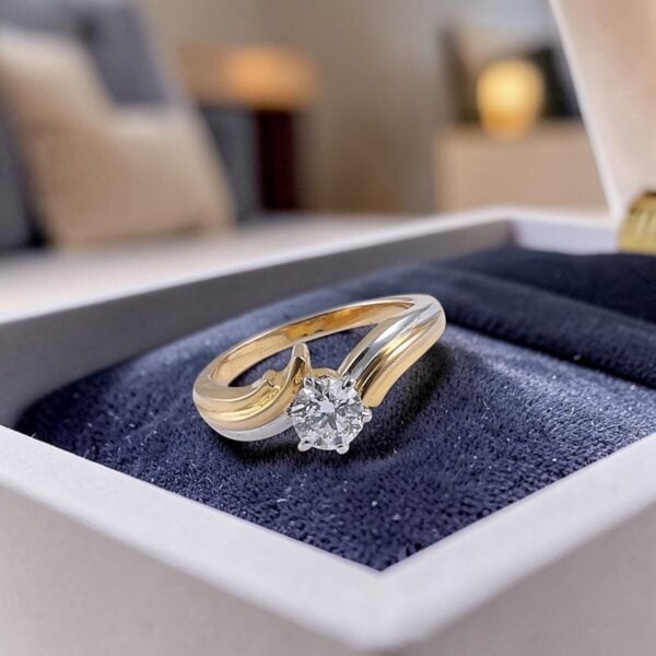 R-673 (5) 0.75 Cts GIA Round Brilliant F/VS1 Diamond Bypass Solitaire Ring 18K Yellow Gold