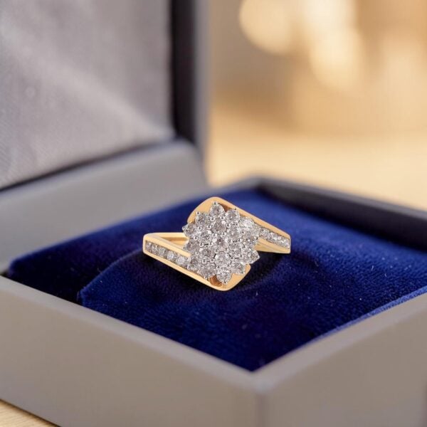 R-682 (7) Pavé 1.10 Cts Round Brilliant F/VS1 Diamonds Anniversary Ring In 14K Yellow Gold