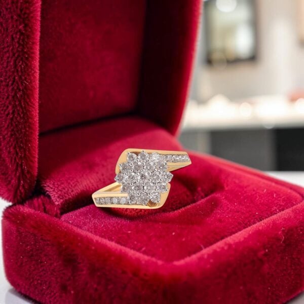 R-682 (9) Pavé 1.10 Cts Round Brilliant F/VS1 Diamonds Anniversary Ring In 14K Yellow Gold