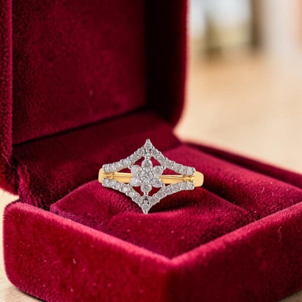 Stunning 1/2 Cts Round Brilliant F/VS1 Diamonds Engagement Band Ring In 18K Gold