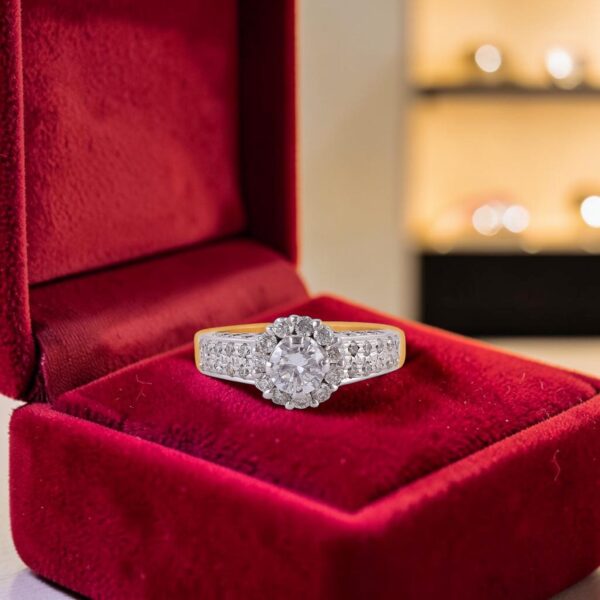 GIA Certified 1.10 Cts Round Brilliant F/VS1 Diamonds Enagagement Ring 14K Gold
