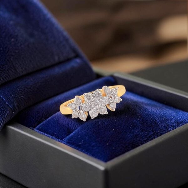 0.80 Cts Round Brilliant F/VS1 Diamonds Anniversary Band Ring In 18K Yellow Gold