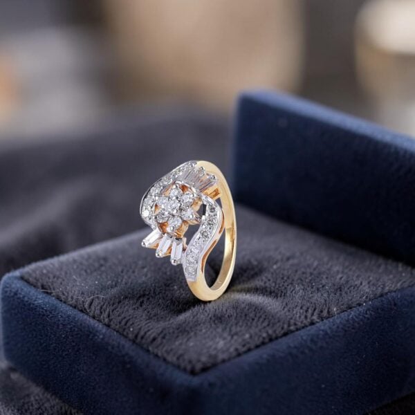 Pavé 0.65 Cts Round Baguette Shape F/VS1 Diamonds Cluster Ring 18K Yellow Gold