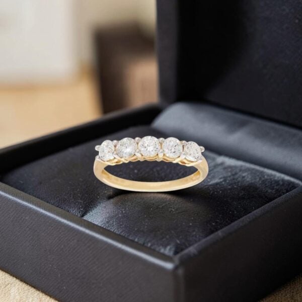 Classy 1 Cts Round Brilliant F/VS1 Diamonds Five-Stone Band Ring 18K Yellow Gold