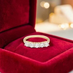 R-697 (8) Classy 1 Cts Round Brilliant F/VS1 Diamonds Five-Stone Band Ring 18K Yellow Gold