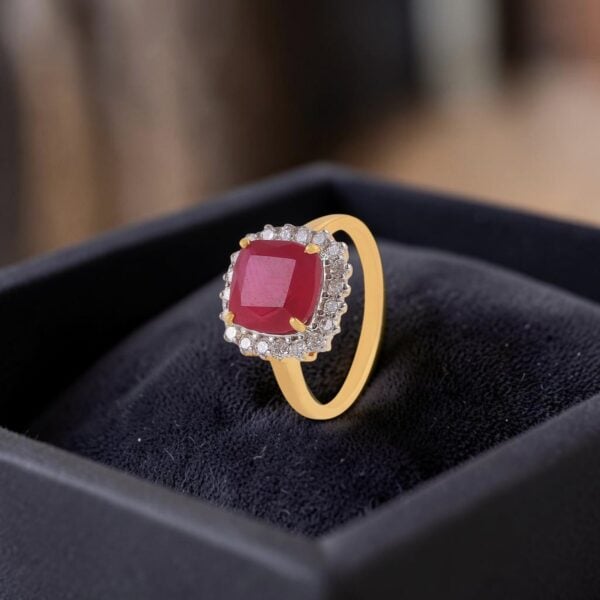 R-700 (5) Gorgeous 4.35 Cts Round Brilliant F/VS1 Diamonds Ruby Party Ring 18K Yellow Gold