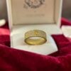 1.80 Cts Round Brilliant F/VS1 Diamonds Unisex Love Screw Band Ring in 18K Yellow Gold