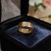 0.10 Cts Round Brilliant F/VS1 Diamond Unisex Love Band Ring in 18K Rose Gold