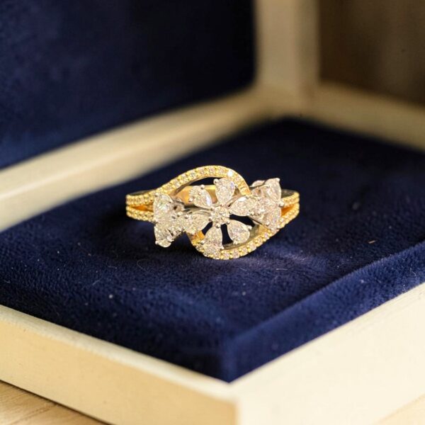 Pave 1.10 Cts Pear Round Shape F/VS1 Diamonds Floral Engagement Ring In 14K Gold