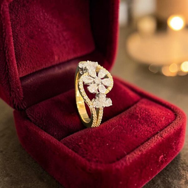 Pave 1.10 Cts Pear Round Shape F/VS1 Diamonds Floral Engagement Ring In 14K Gold