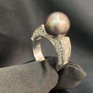 R-814 (1) Pave 9.60 Cts Baguette Round Cut Diamonds South Sea Pearl Party Ring In 18K Gold