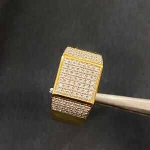 R-826 (1) Pave 0.90 Cts Round Brilliant Cut Diamonds Iced Out Men's Square Ring In 14K Gold