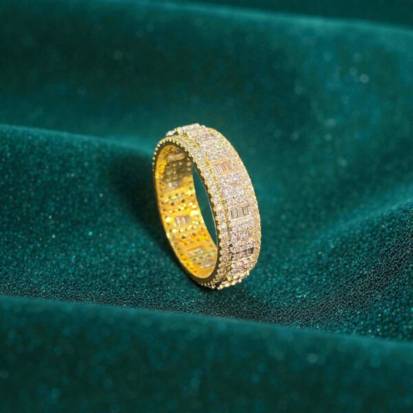 R-854 (35) Pave 2.70 Cts Round Baguette F/VS1 Diamonds Unisex Eternity Band Ring 14K Gold