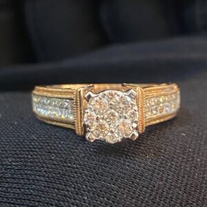 R-928 (1) Pave 0.95 Cts Princess Round Brilliant Cut Diamonds Anniversary Ring In 14K Gold
