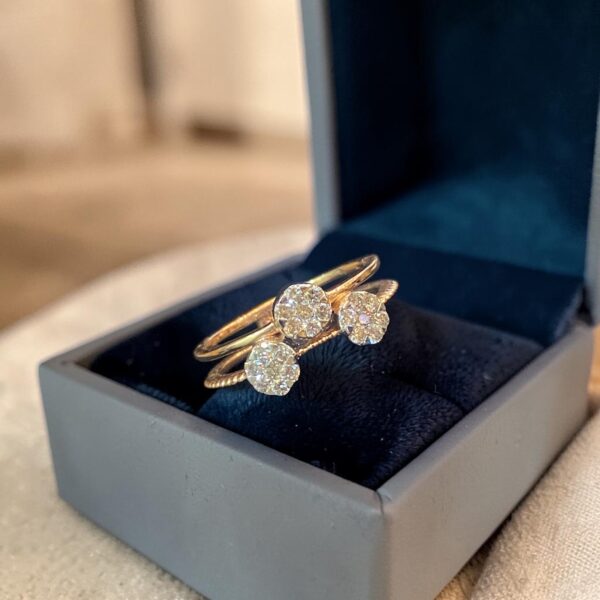 R-935 (23) Pave 0.60 Cts Round Brilliant F/VS1 Diamonds Cluster Engagement Ring In 14K Gold