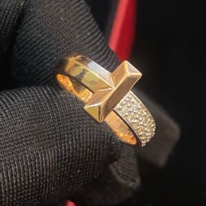 R-950 (1) Pave 0.32 Cts Round Brilliant Cut Diamonds Tiffany T1 Engagement Ring In 14K Gold