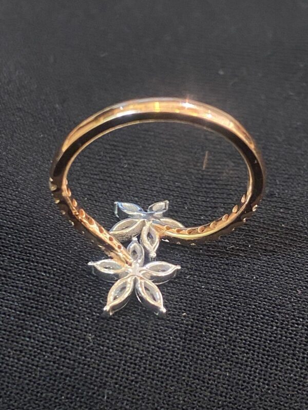 Stunning 0.95 Cts Marquise Round Cut Diamonds Engagement Bloom Ring In 14K Gold