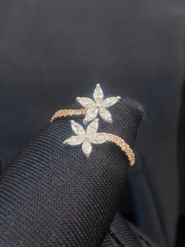 Stunning 0.95 Cts Marquise Round Cut Diamonds Engagement Bloom Ring In 14K Gold