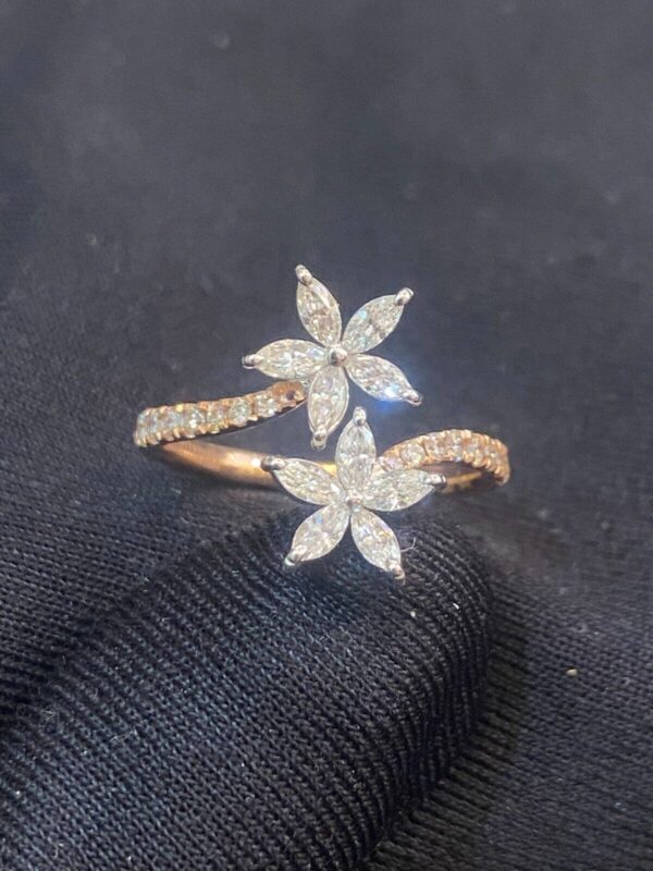 Stunning 0.95 Cts Marquise Round Cut Diamonds Engagement Bloom Ring In 14K Gold
