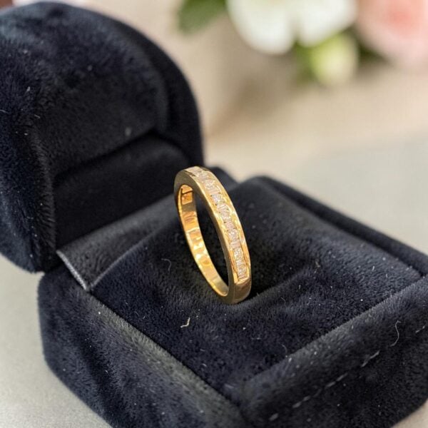 Classy 1/2 Cts Round Baguette F/VS1 Diamonds Half Eternity Band Ring in 18K Gold