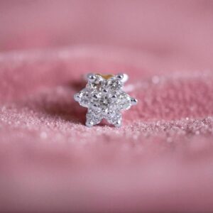 Z-077 (4) Pave 0.14 Cts Round Brilliant Cut Natural Diamonds Floral Nose Stud In 18K Gold
